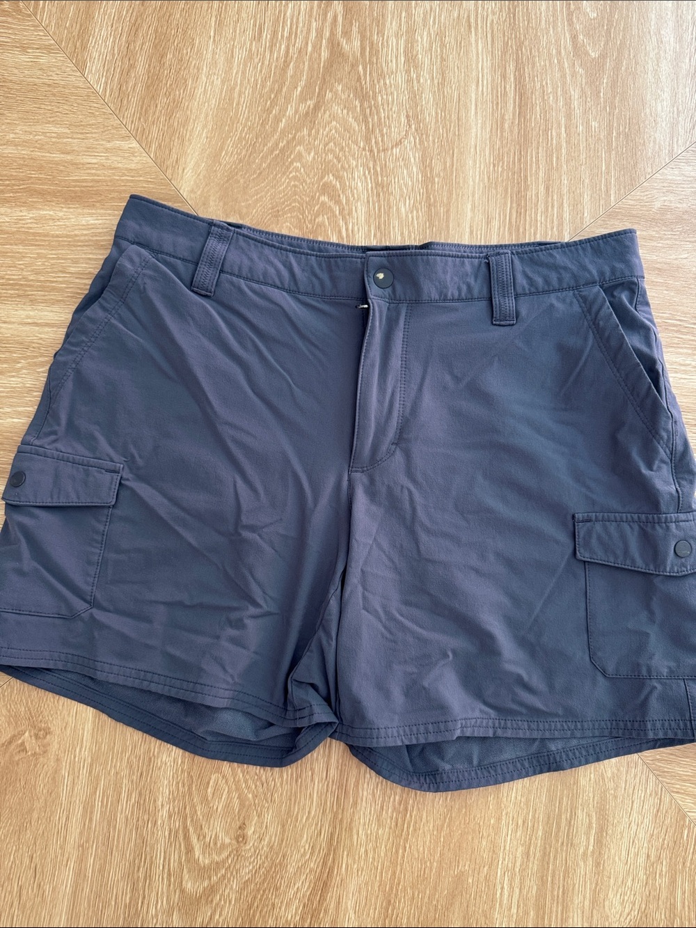 L.L. Bean Cargo Hiking Short size 10